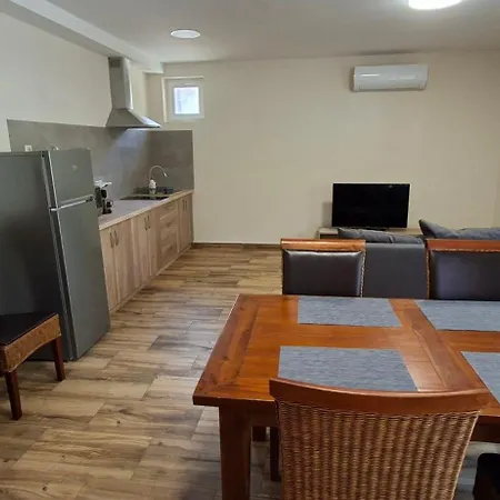 Aranyhal Appartement