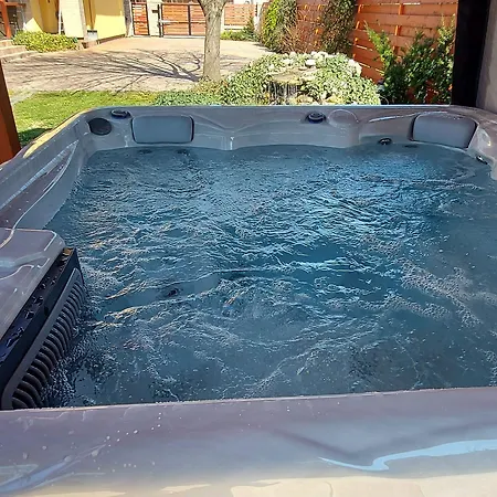 Aranyhal Apartamento Hévíz