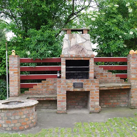 Aranyhal Appartement *