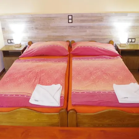 Aranyhal Apartamento Hévíz